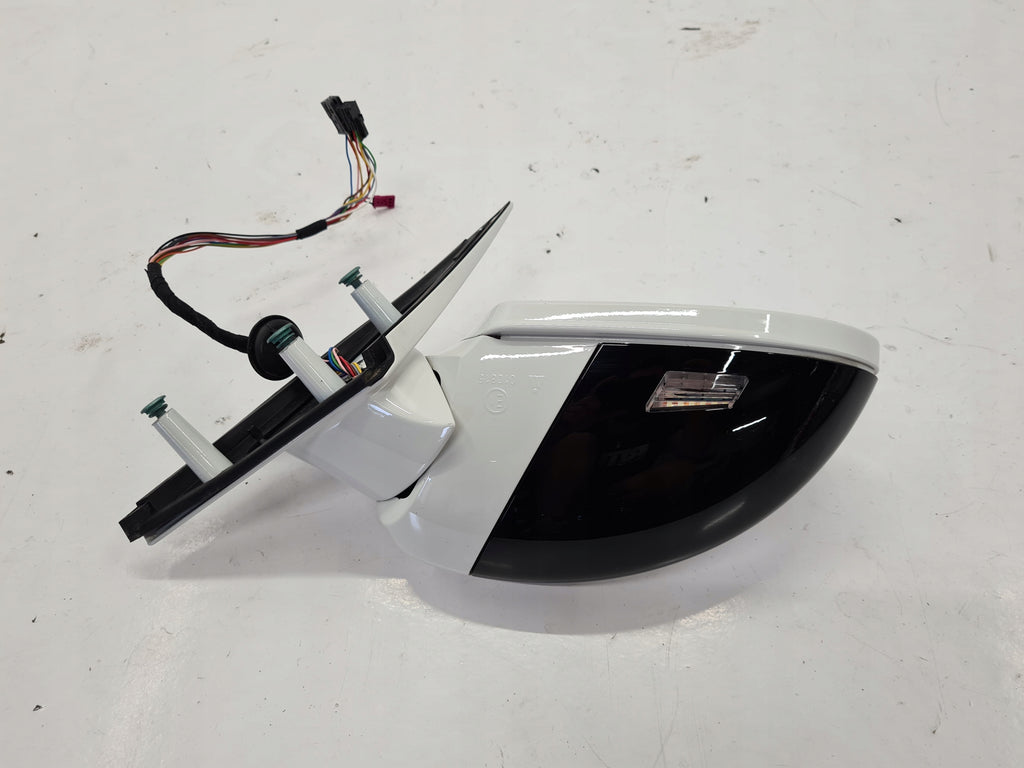 BMW M5 E60 MIRROR RIGHT 6+4+2PIN 300 EUROPE