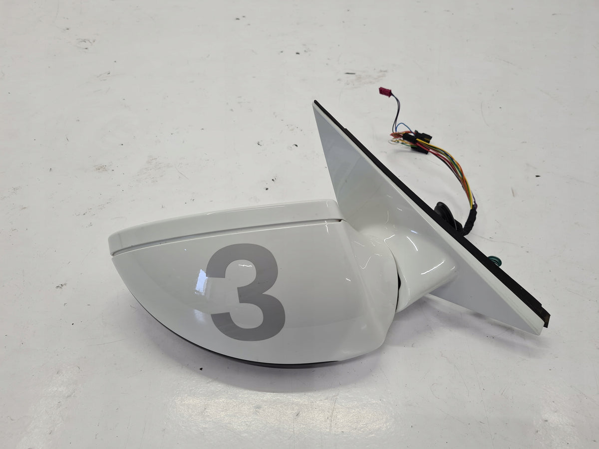 BMW M5 E60 MIRROR RIGHT 6+4+2PIN 300 EUROPE
