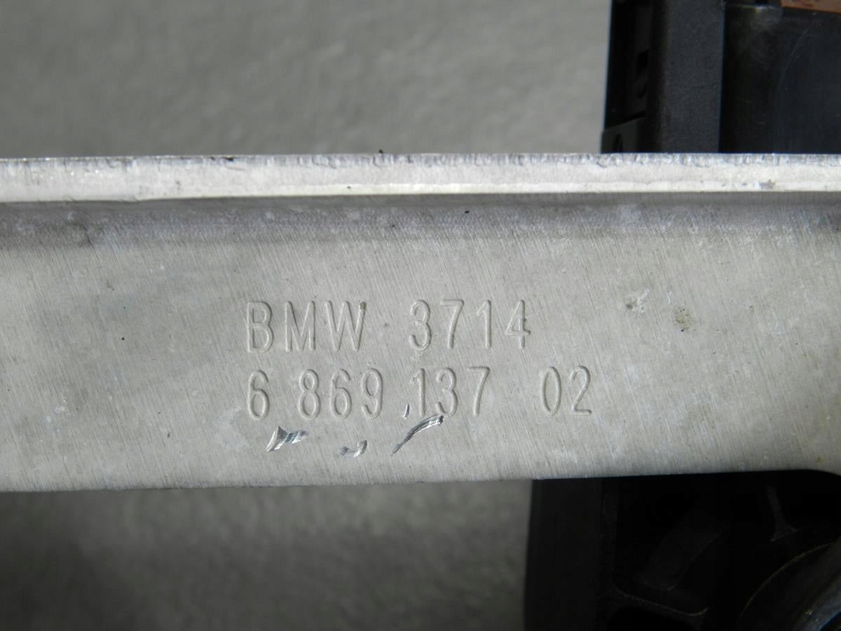 BMW M5 F90 LIGHT LEVELING SENSOR 6869137