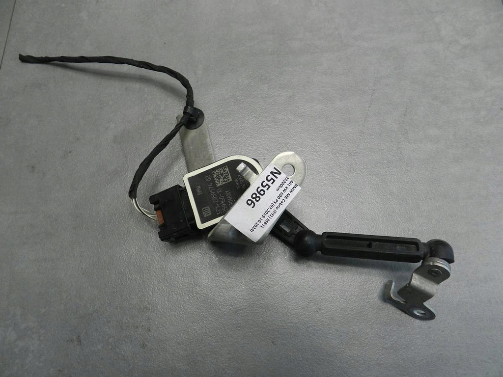 BMW M8 F91 LIGHT LEVEL SENSOR 6869137