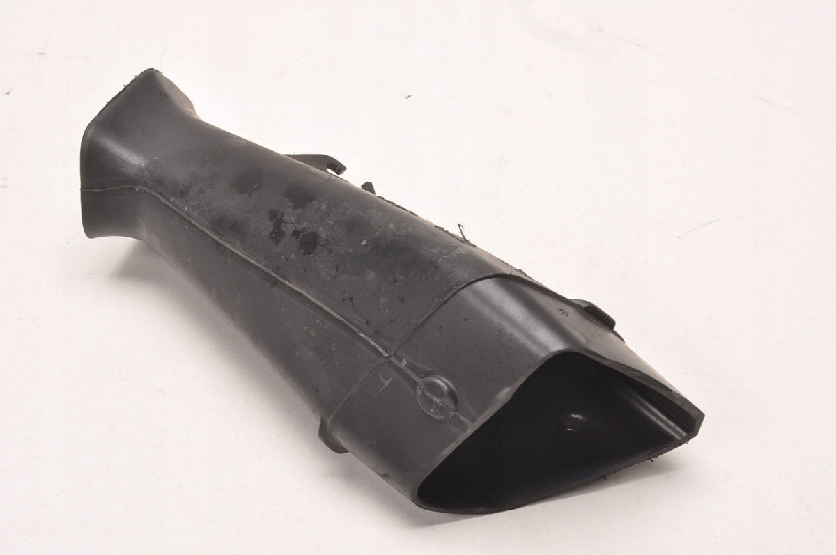 BMW R 1250 RS AIR INTAKE PIPE 8543240