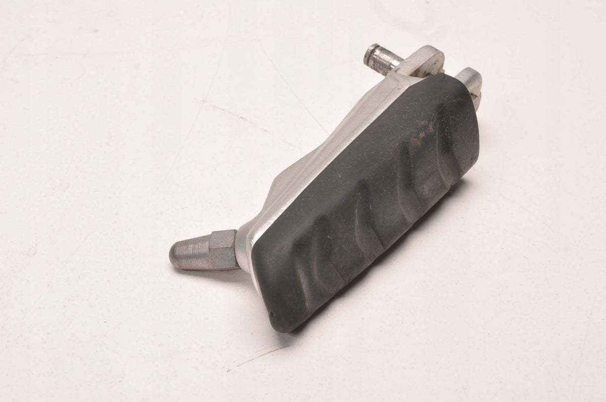 BMW R 1250 RS SET FOOTREST RIGHT