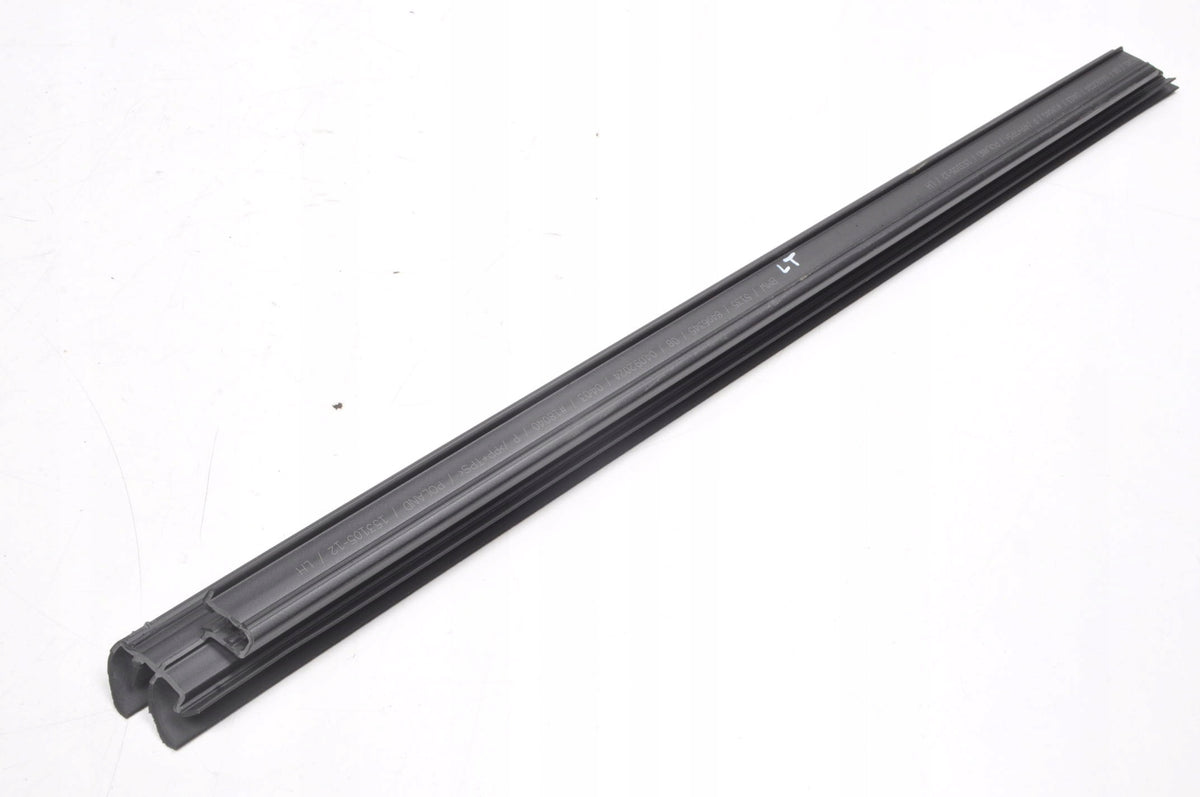 BMW U06 DOOR SEAL LEFT REAR 24R 8496345