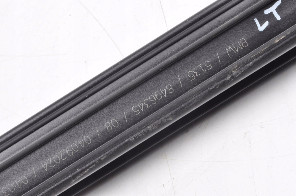 BMW U06 DOOR SEAL LEFT REAR 24R 8496345