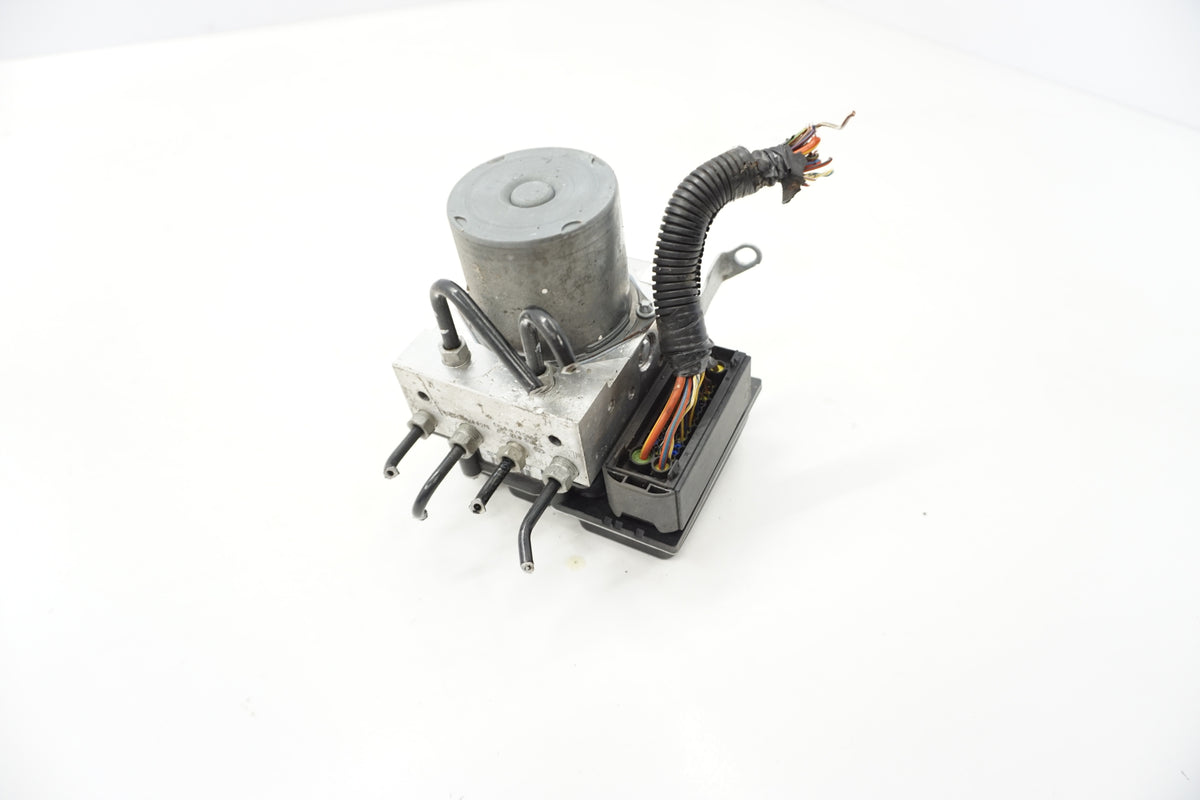 BMW X1 E84 ABS PUMP 2.0D 6798991