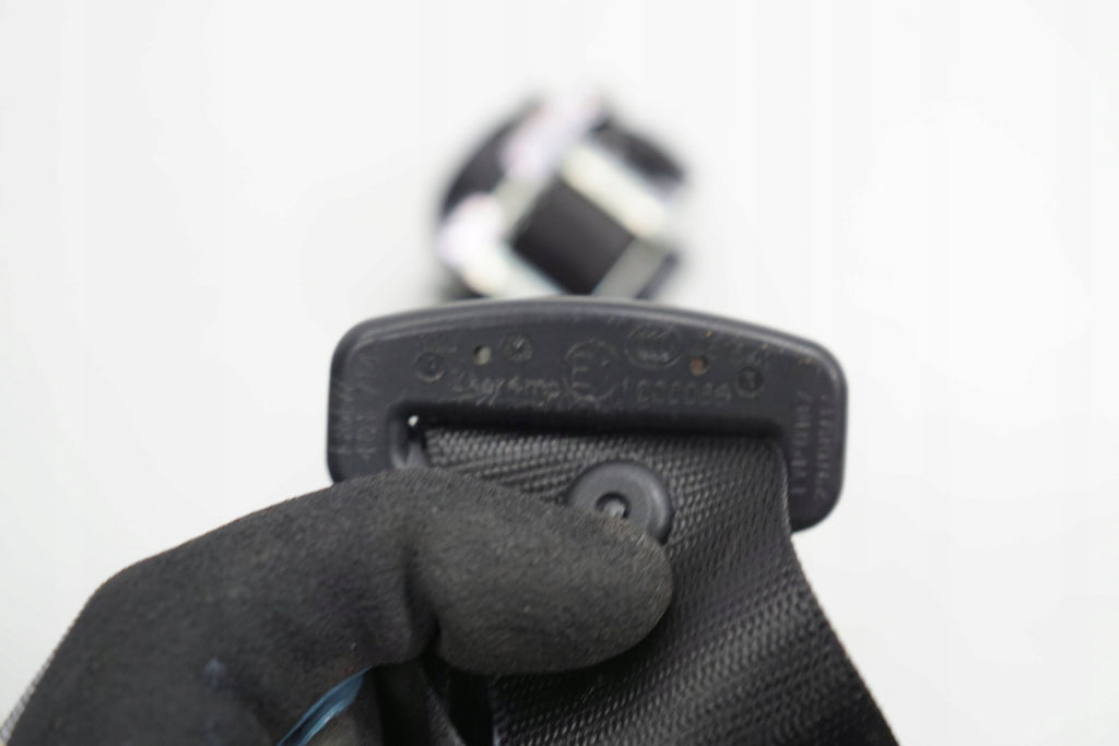 BMW X1 F48 17R SEAT BELT RIGHT FRONT 7401714