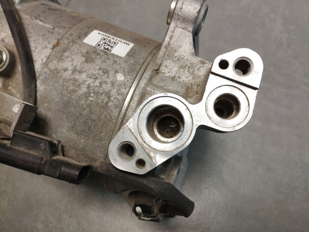 BMW X1 F48 AIR CONDITIONING COMPRESSOR 6826879
