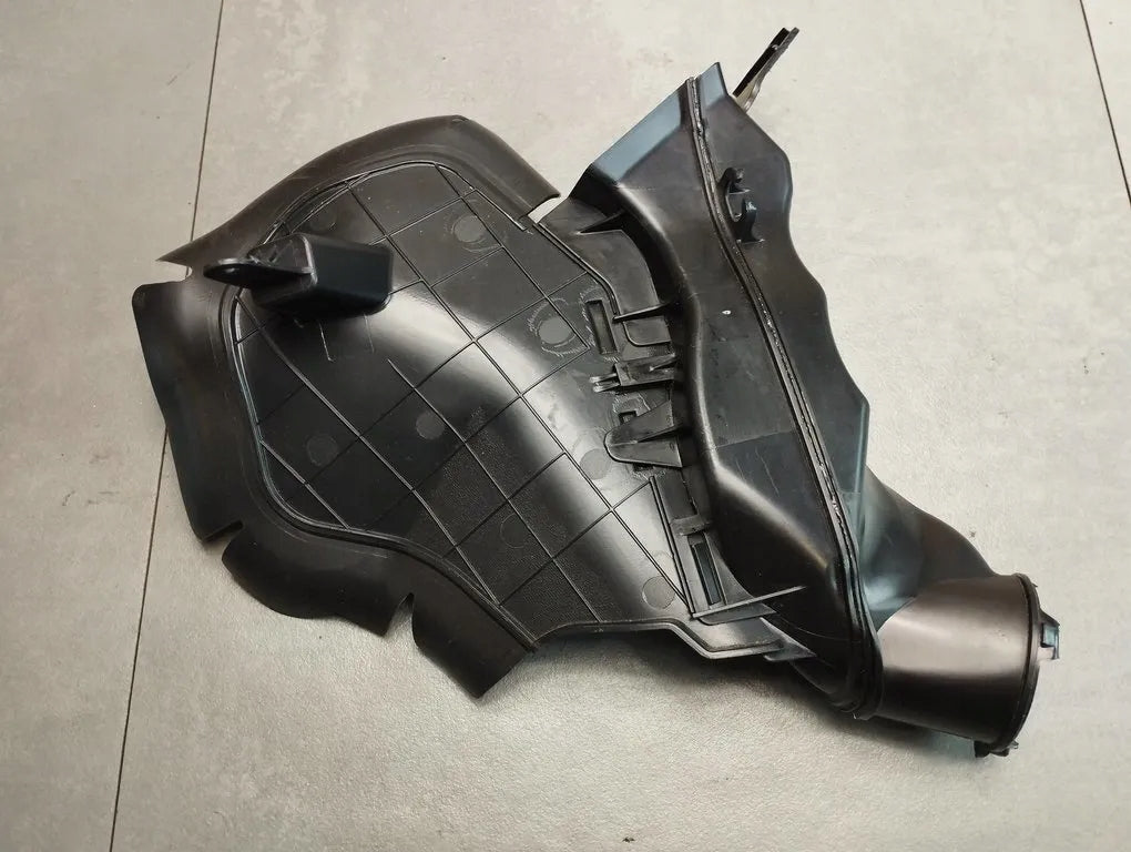 BMW X1 F48 AIR INTAKE COVER 7385249