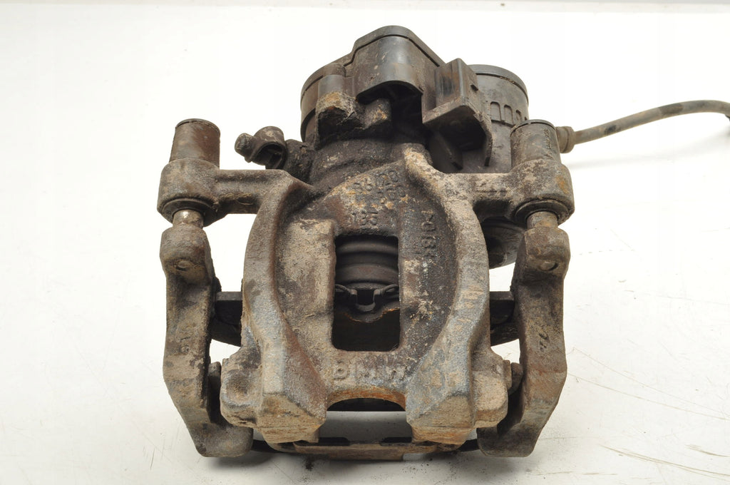 BMW X1 F48 BRAKE CALIPER LEFT REAR 6885541