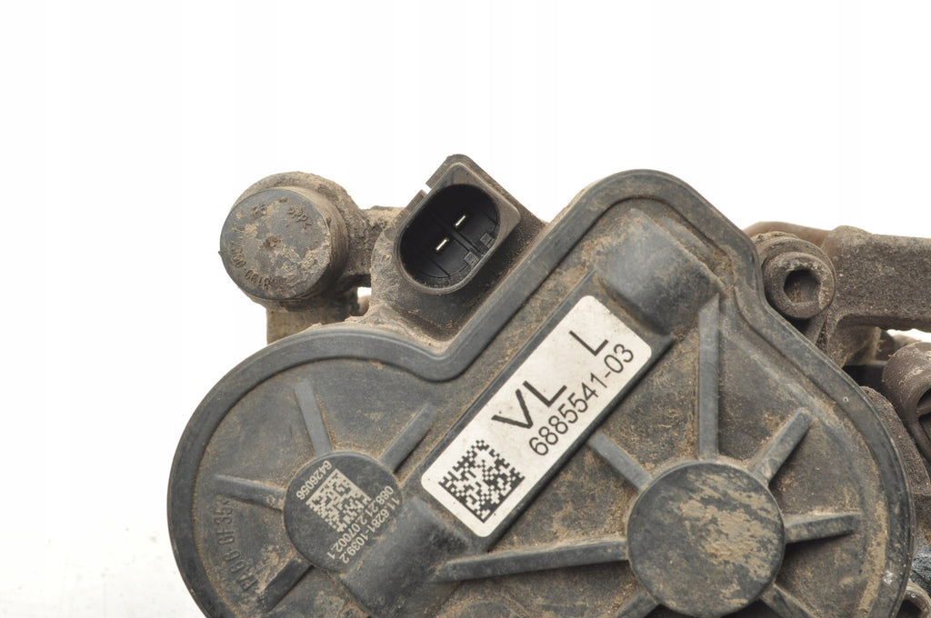 BMW X1 F48 BRAKE CALIPER LEFT REAR 6885541