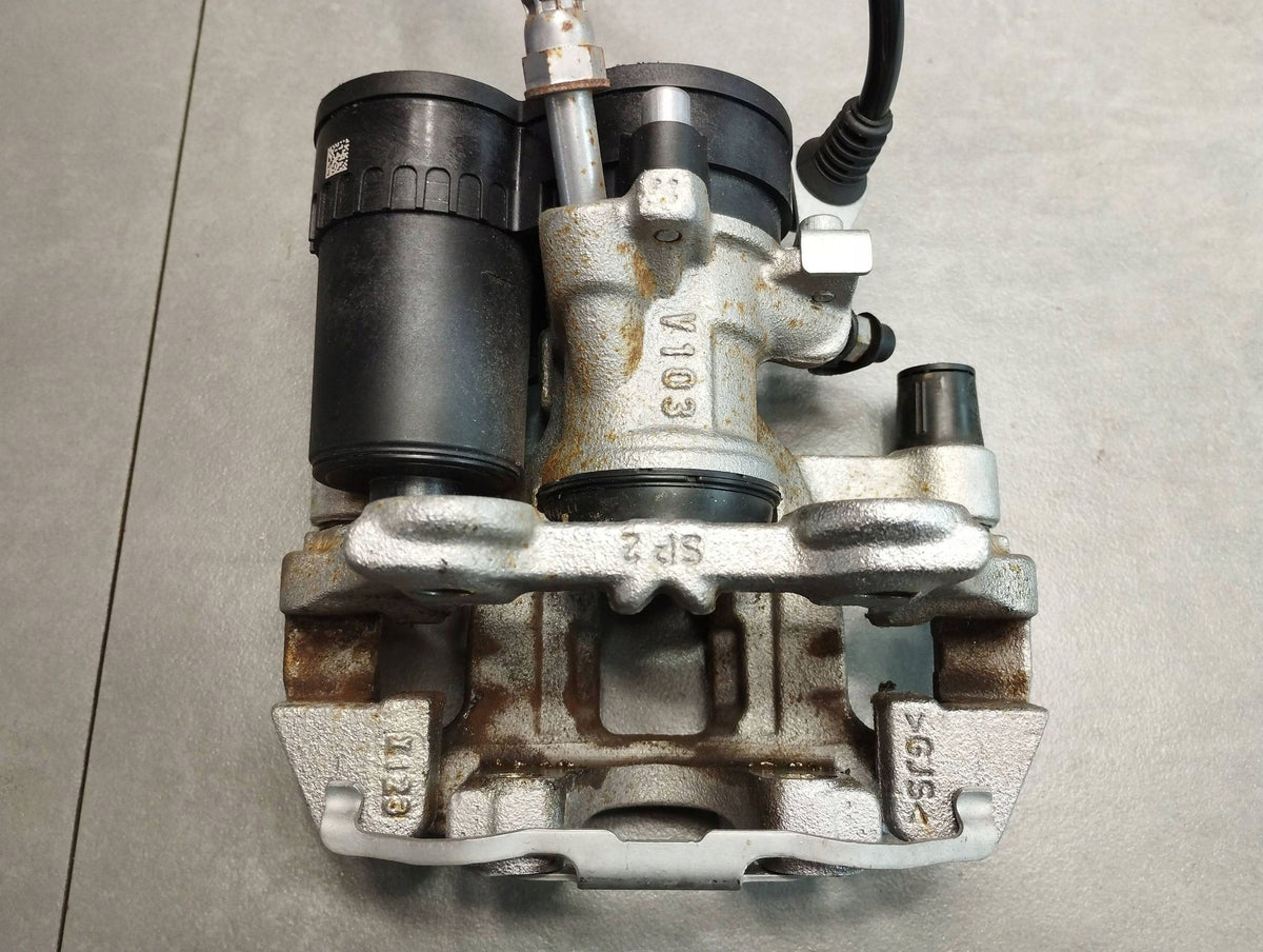 BMW X1 F48 CLAMP LEFT REAR 6880379
