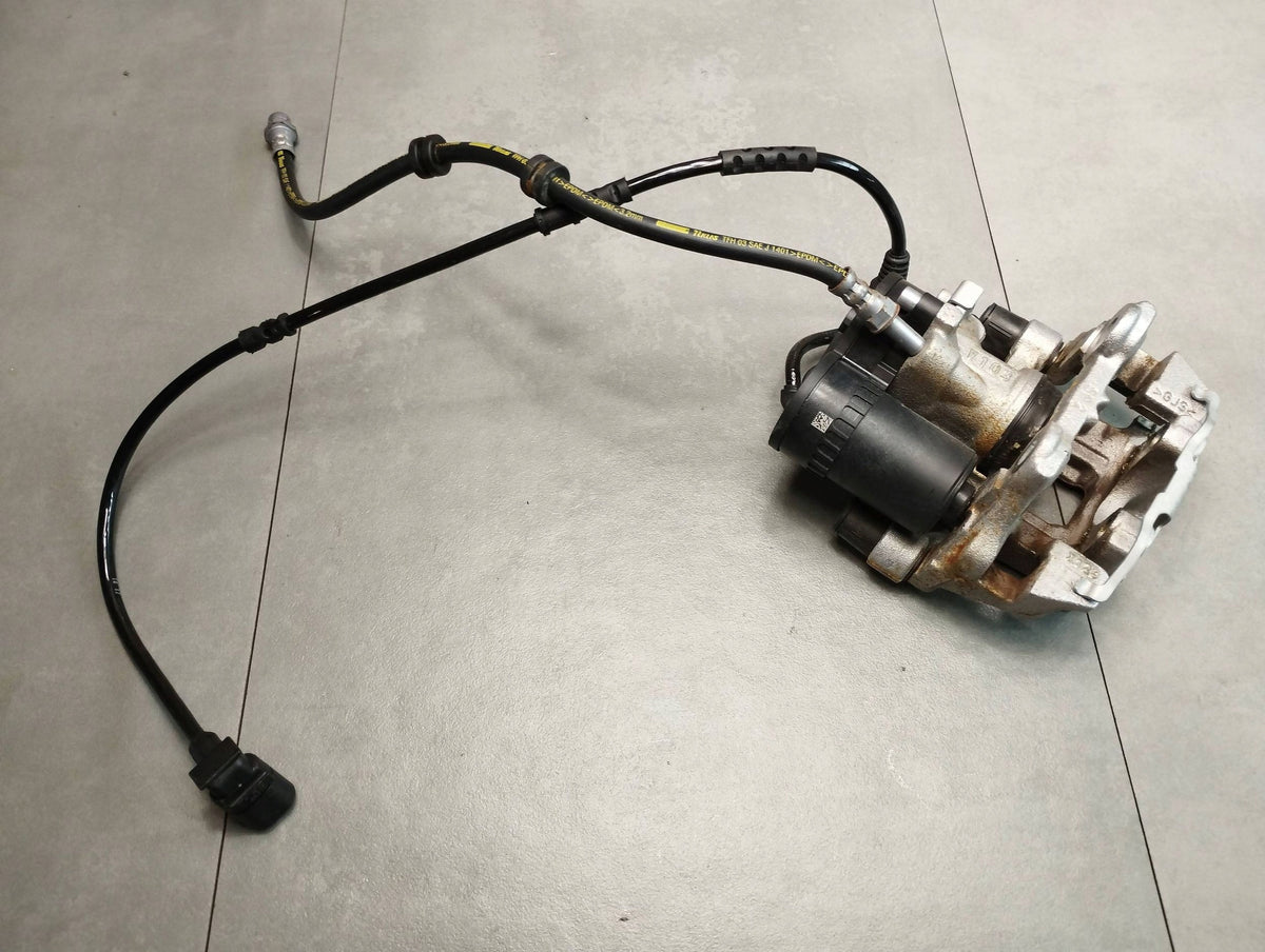 BMW X1 F48 CLAMP LEFT REAR 6880379