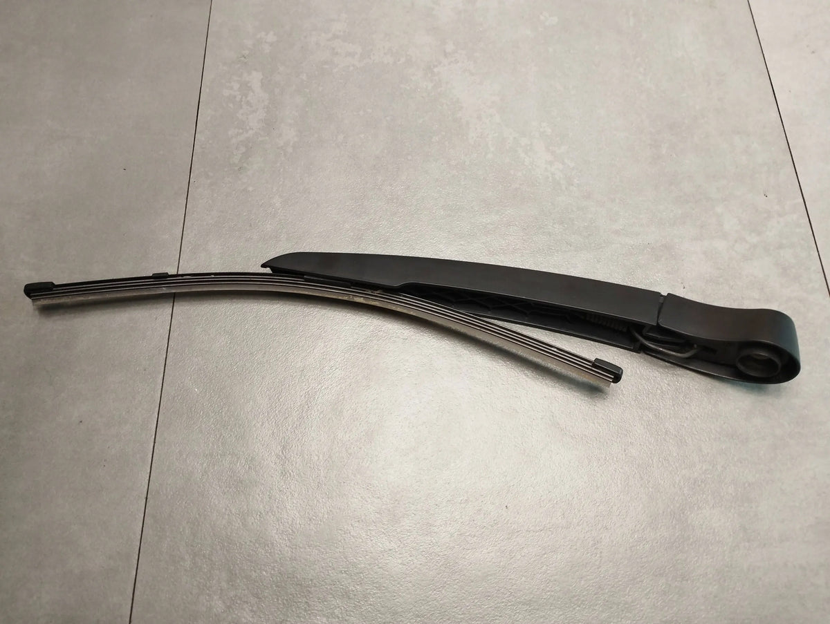 BMW X1 F48 WIPER ARM REAR