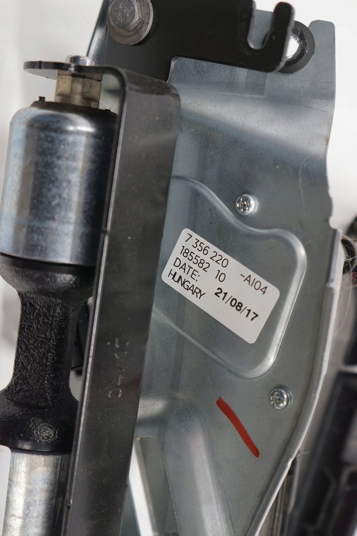 BMW X1 F48 WIPER MOTOR REAR 7356220