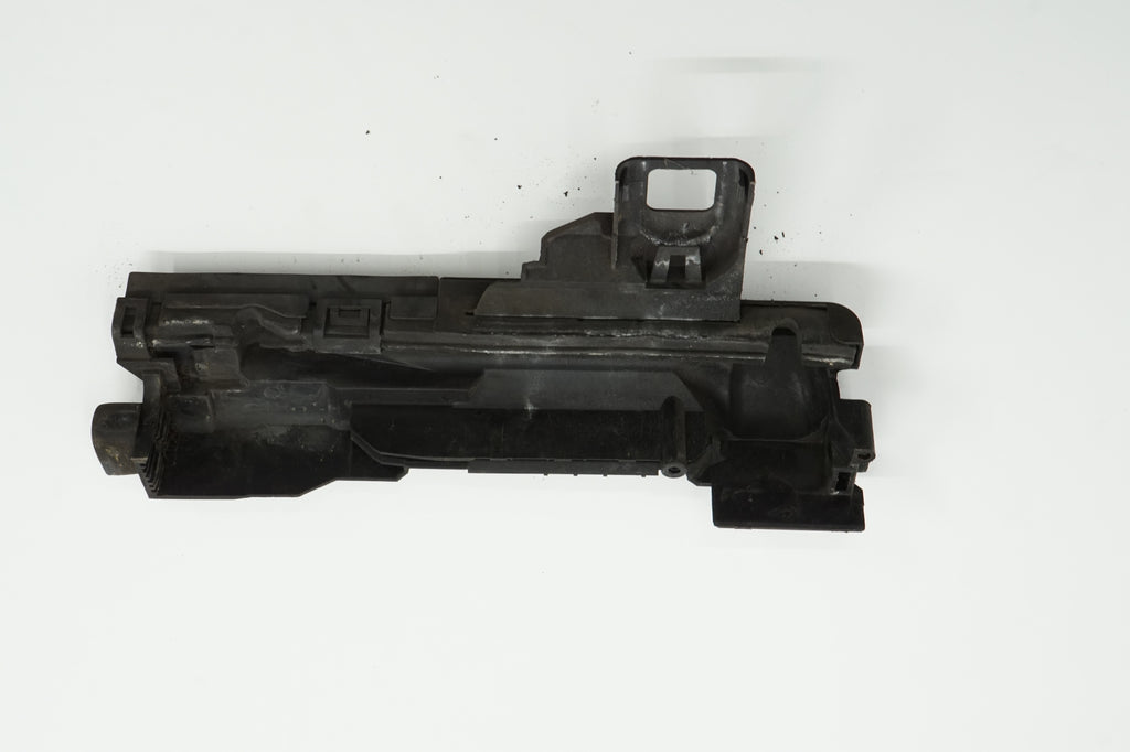 BMW X3 E83 RADIATOR MOUNT BRACKET RIGHT 2.5D 7530254