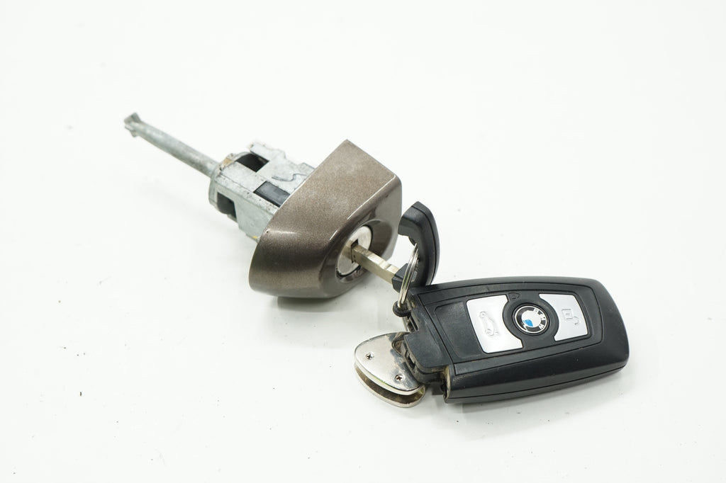 BMW X3 F25 13R DOOR LOCK INSERT TIP KEY PILOT 9254890