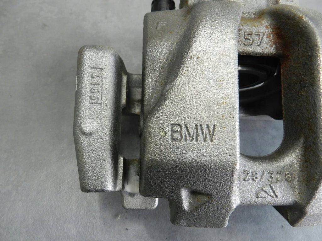 BMW X4 F26 CLAMP LEFT FRONT 703123