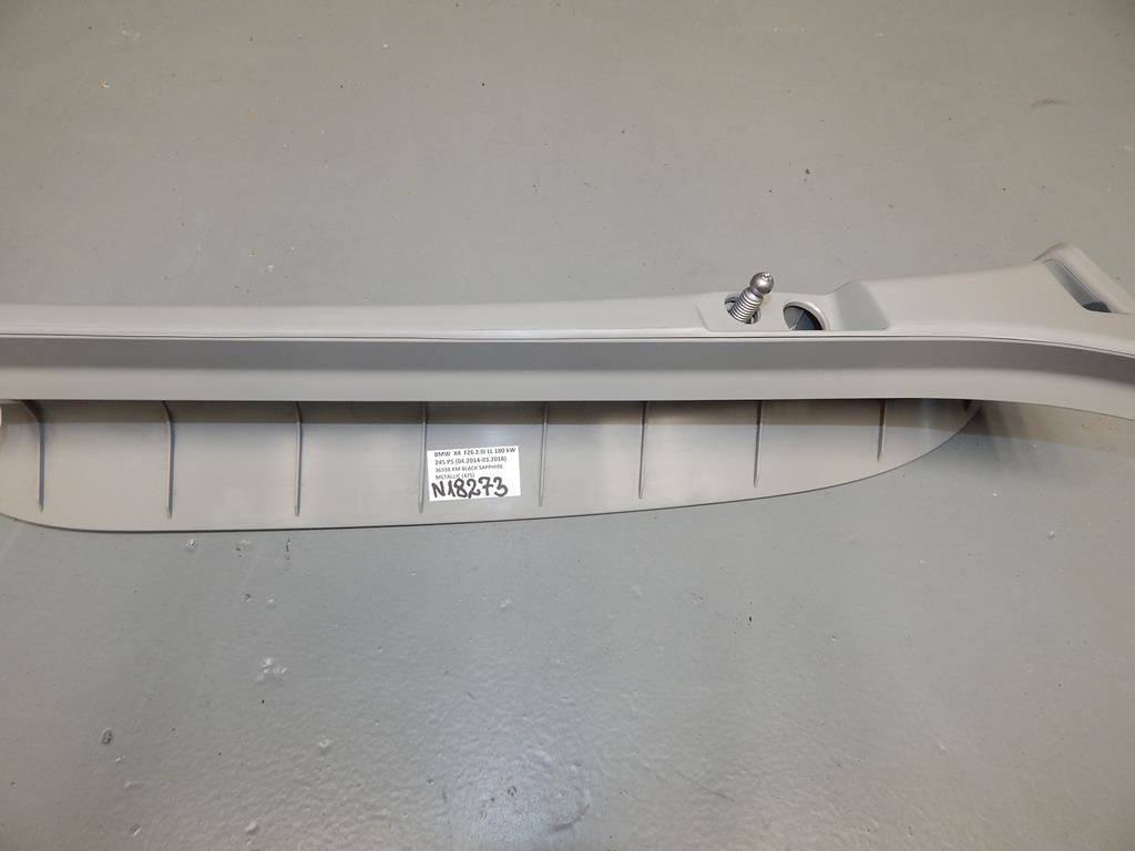 BMW X4 F26 FLAP COVER POST