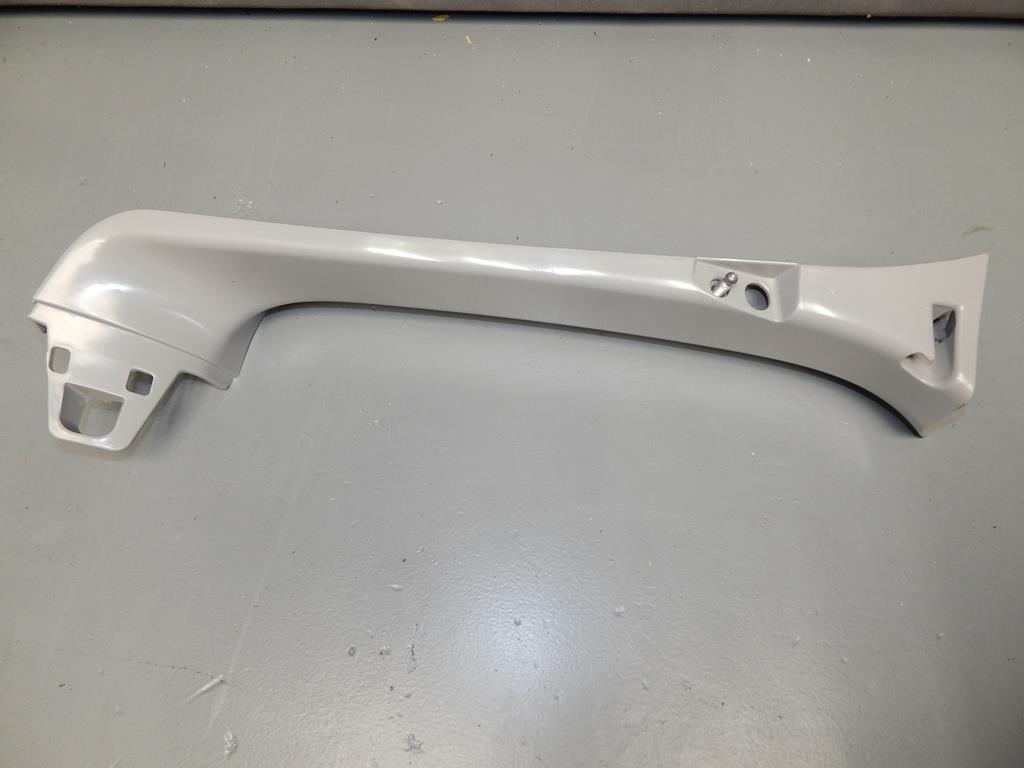 BMW X4 F26 FLAP COVER POST
