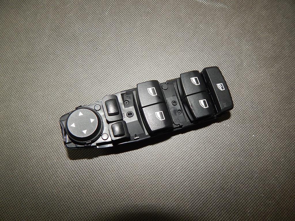 BMW X4 F26 WINDOW CONTROL PANEL 9208111
