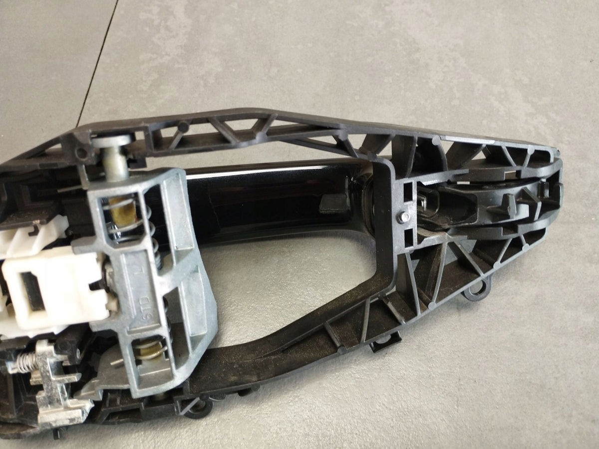 BMW X4M F98 2020 HANDLE LEFT REAR EXTERIOR 9881773