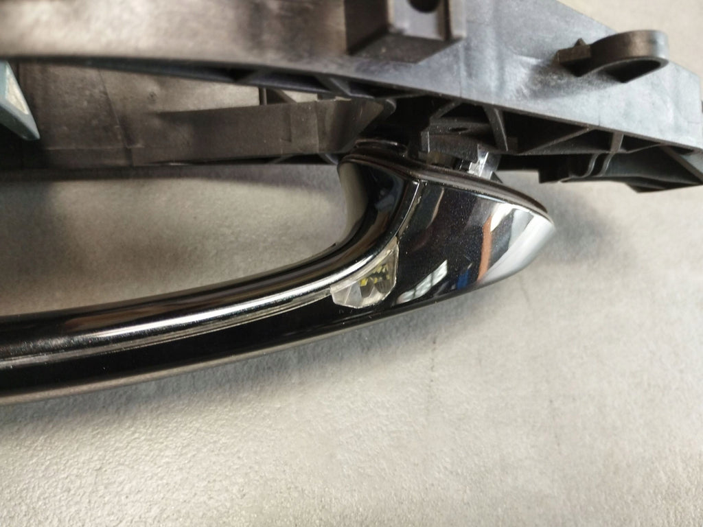 BMW X4M F98 2020 HANDLE LEFT REAR EXTERIOR 9881773