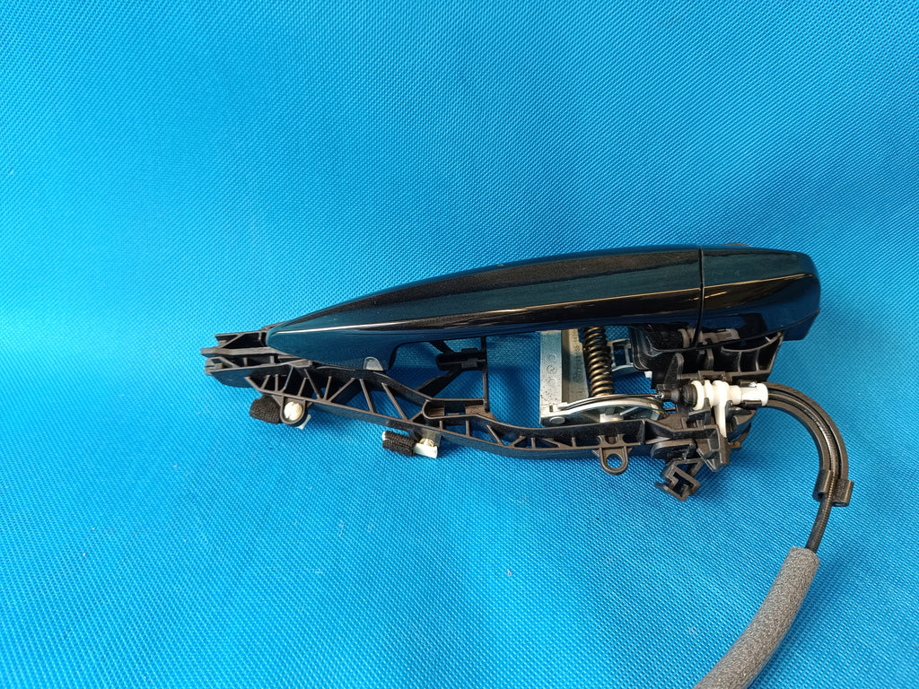 BMW X5 F15 2014 R XDRIVE 30 D 190KW HANDLE GUIDE LEFT REAR LACQUER 475