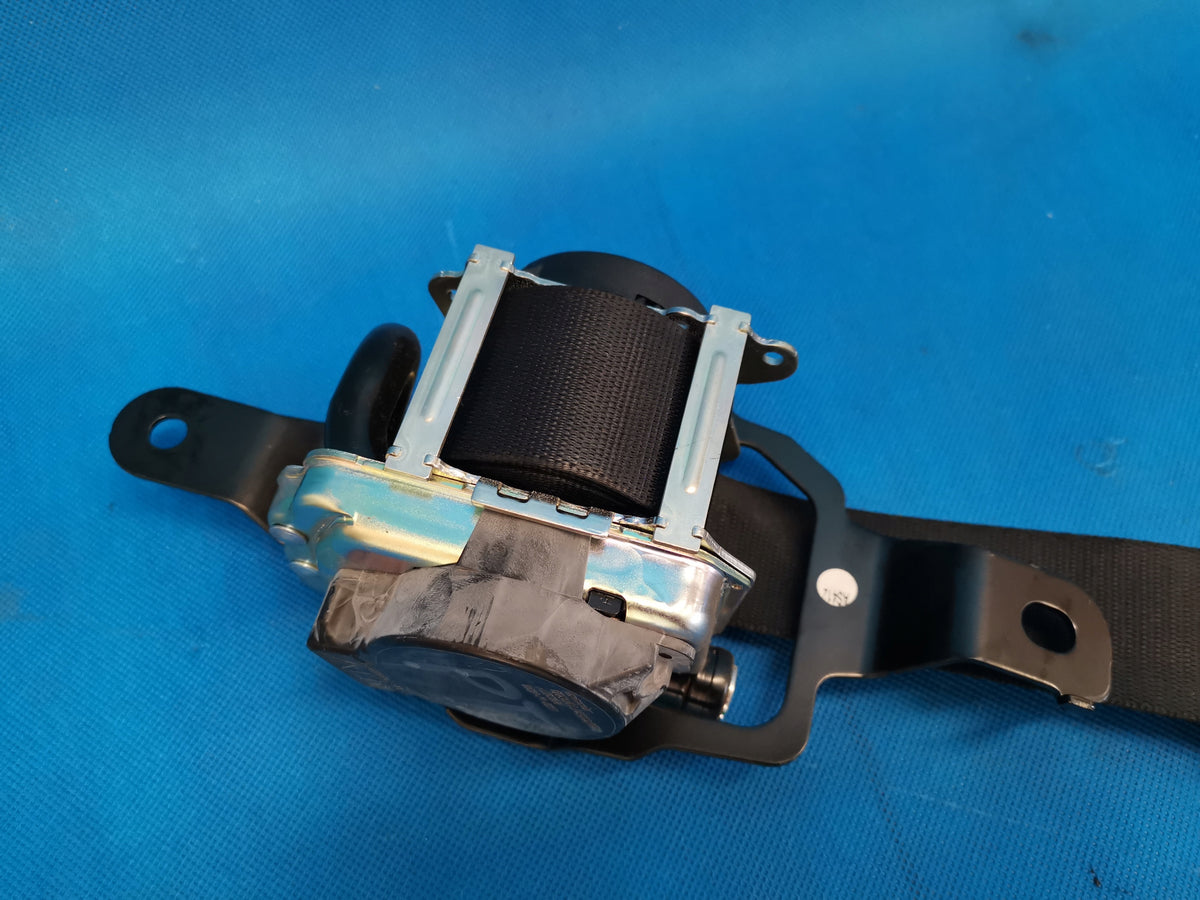 BMW X5 F15 2014 R XDRIVE 30 D 190KW SEAT BELT RIGHT REAR 7343642