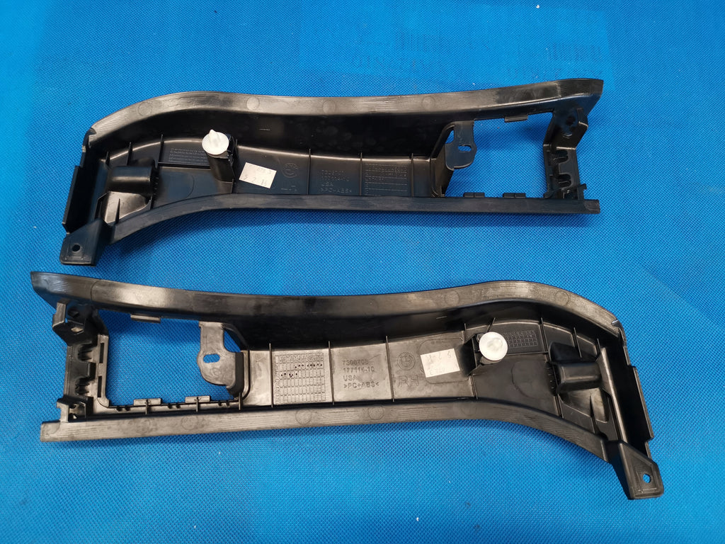 BMW X5 F15 2014 R XDRIVE 30 D 190KW TRUNK COVER STRIP 7308708 7308707