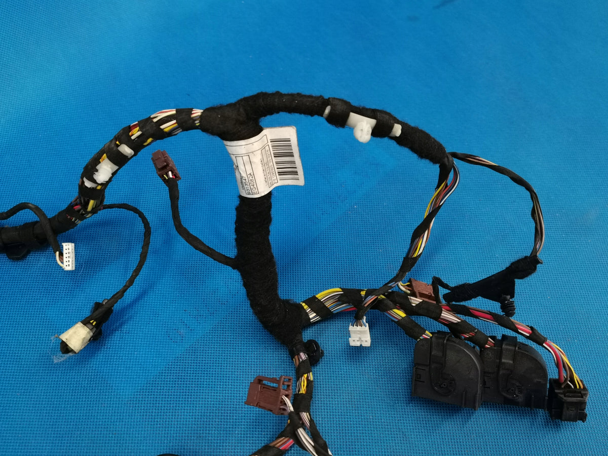 BMW X5 F15 2014R XDRIVE 30 D BEAM SEAT INSTALLATION RIGHT SENSOR MAT