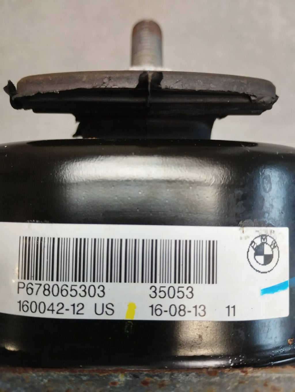 BMW X5 F15 4.4 V8 ENGINE CUSHION 6780653
