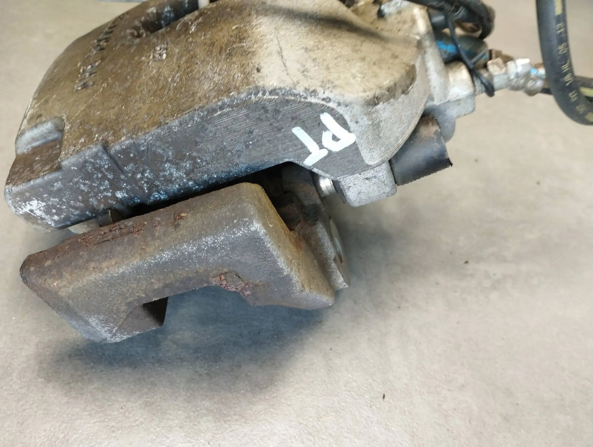 BMW X5 F15 CLAMP RIGHT REAR 44/24