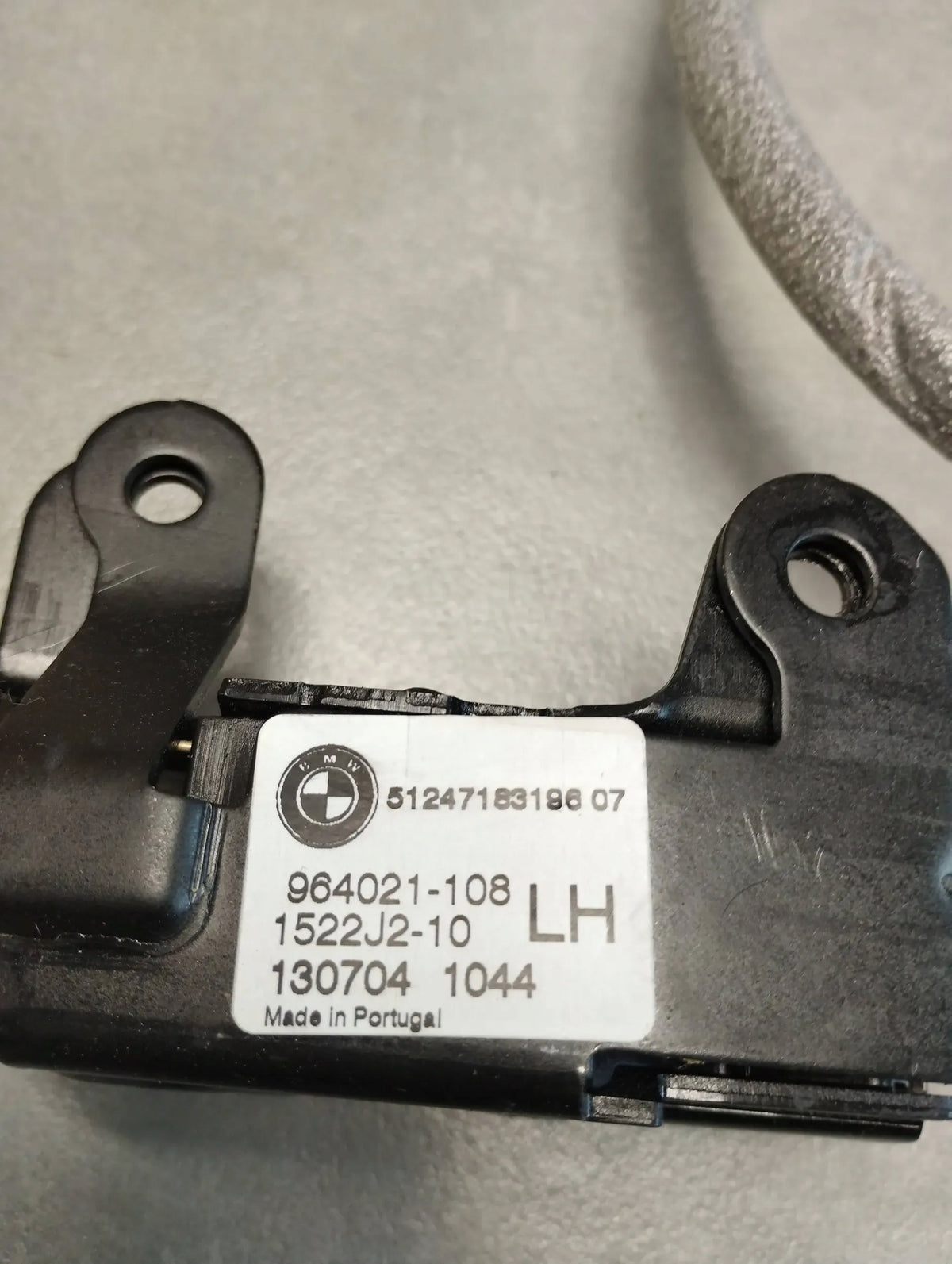BMW X5 F15 FLAP LOCK LEFT REAR 51247183196