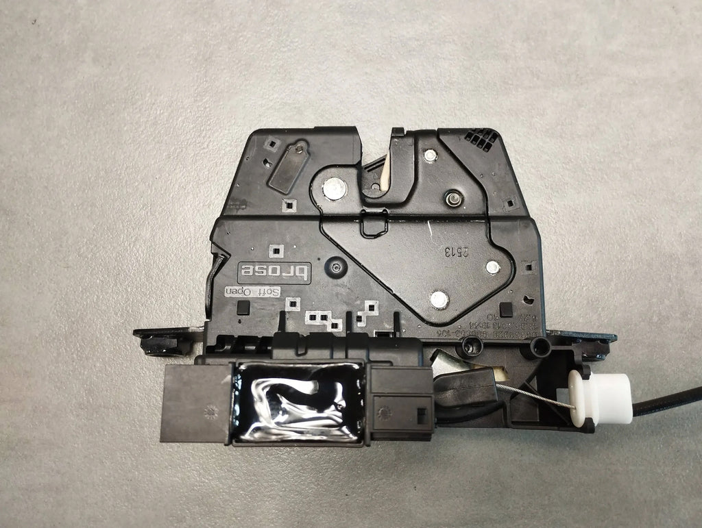 BMW X5 F15 FLAP LOCK REAR 51244817123