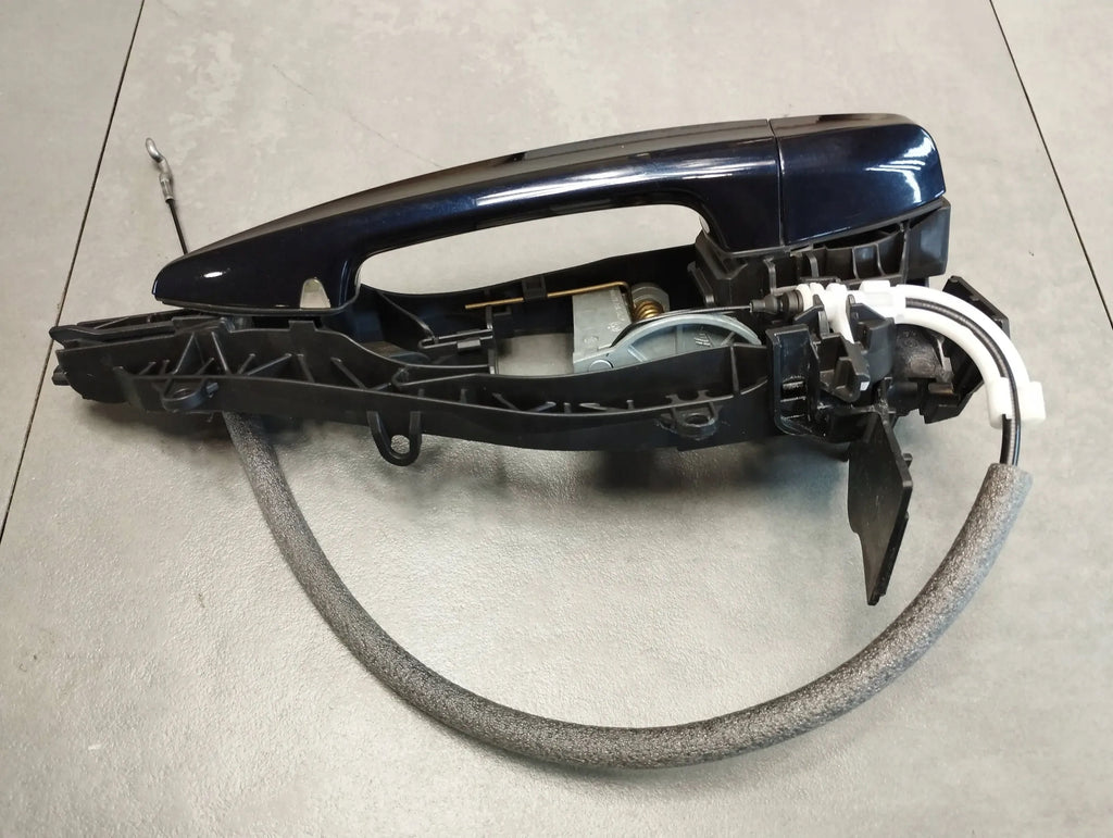 BMW X5 F15 HANDLE LEFT FRONT 416 KEYLESS ENGLISH