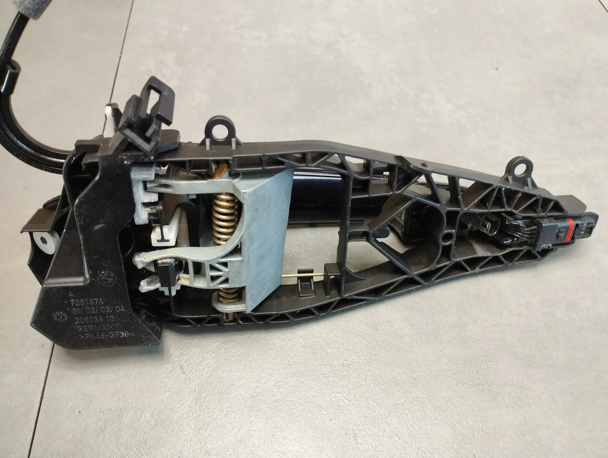 BMW X5 F15 HANDLE RIGHT REAR KEYLESS 416