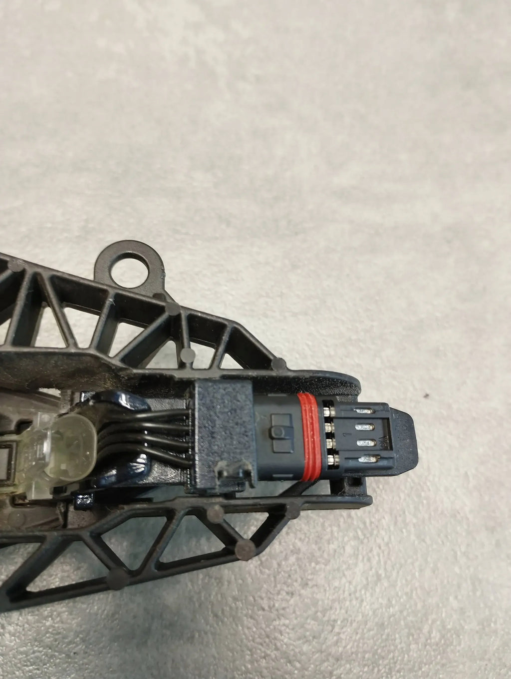 BMW X5 F15 HANDLE RIGHT REAR KEYLESS 416