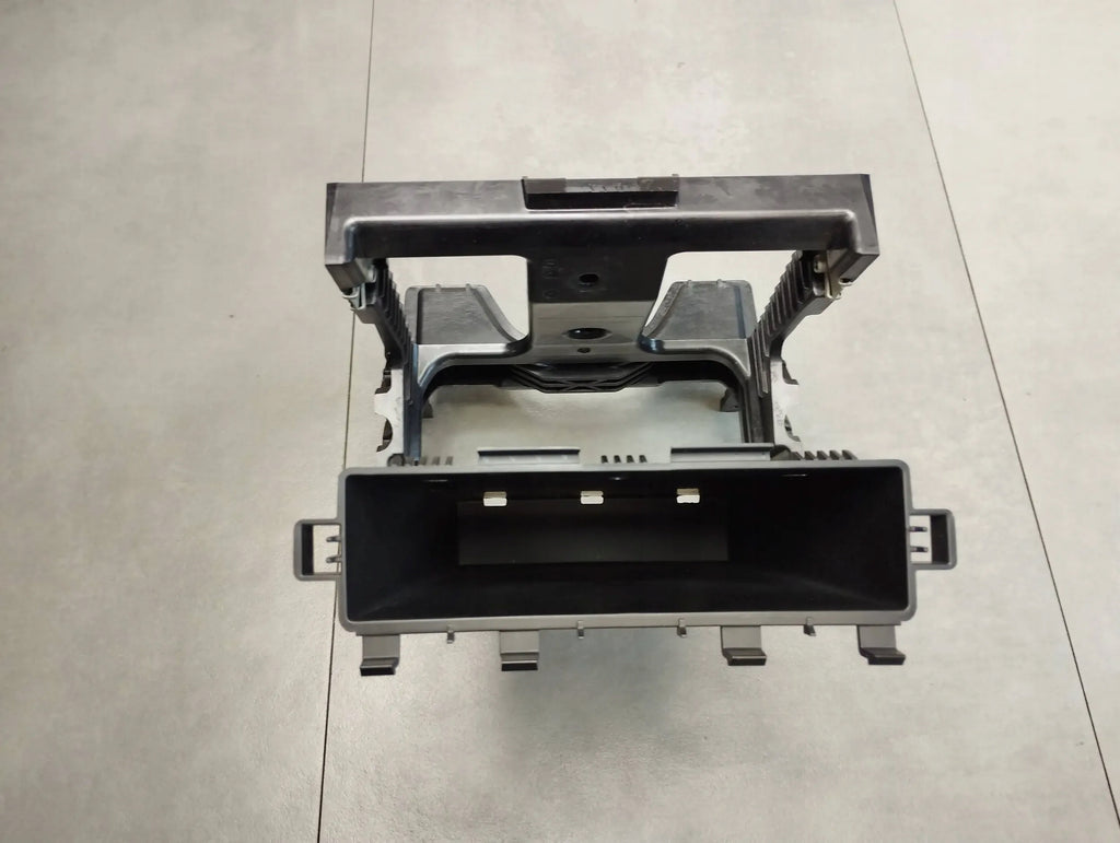 BMW X5 F15 STORAGE TUNNEL SHELF 9252007