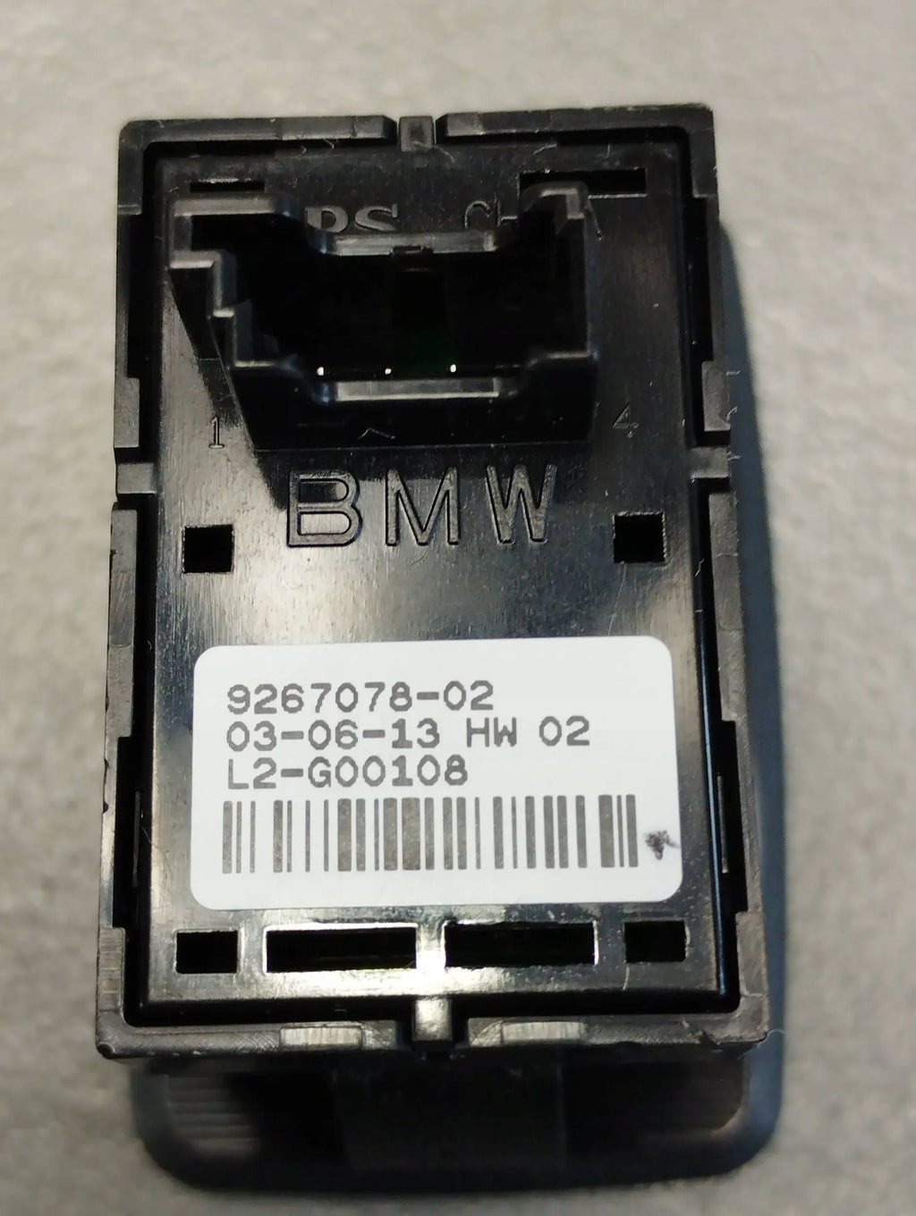 BMW X5 F15 WINDOW SWITCH RIGHT REAR 9267078