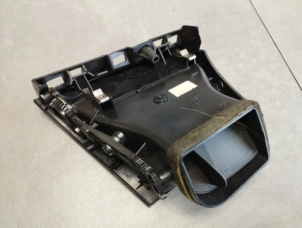 BMW X6 E71 AIR SUPPLY GRILLE 9227768