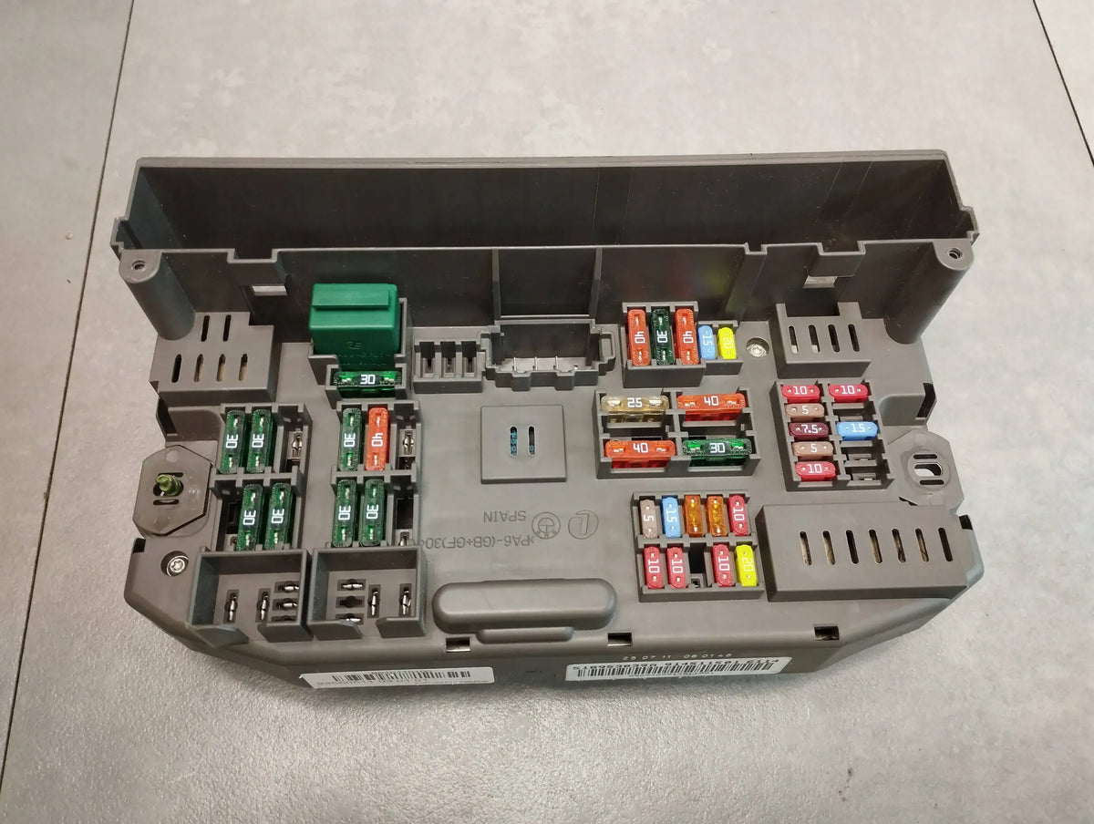 BMW X6 E71 FUSE BOX 914511501