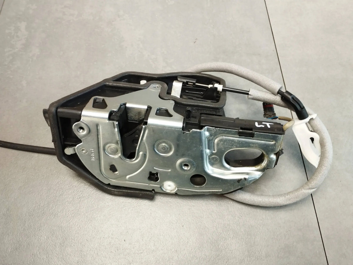 BMW X6 E71 LOCK LEFT REAR 7167588