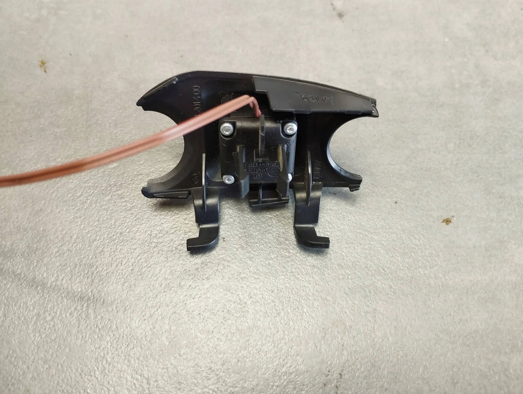 BMW X6 E71 STEERING WHEEL SWITCH 6966710