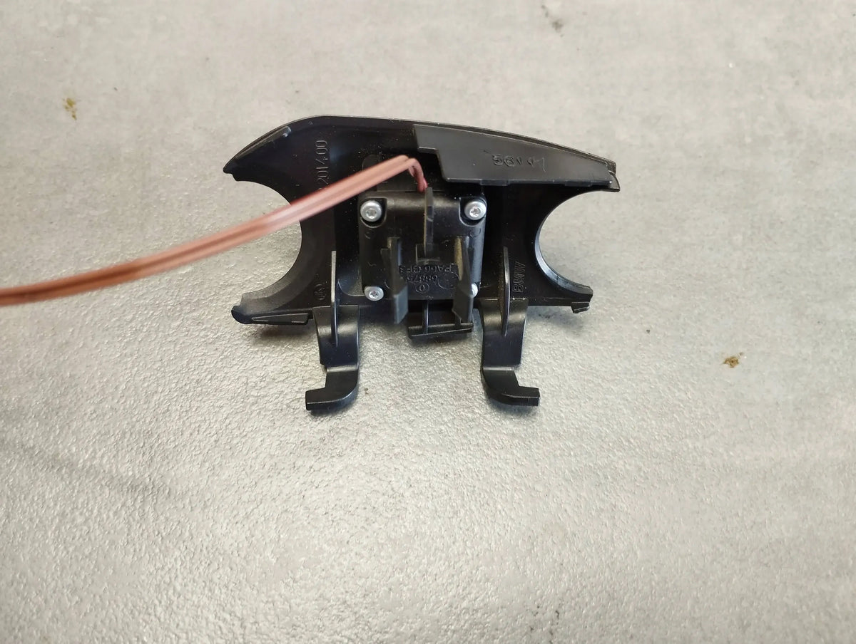 BMW X6 E71 STEERING WHEEL SWITCH 6966710