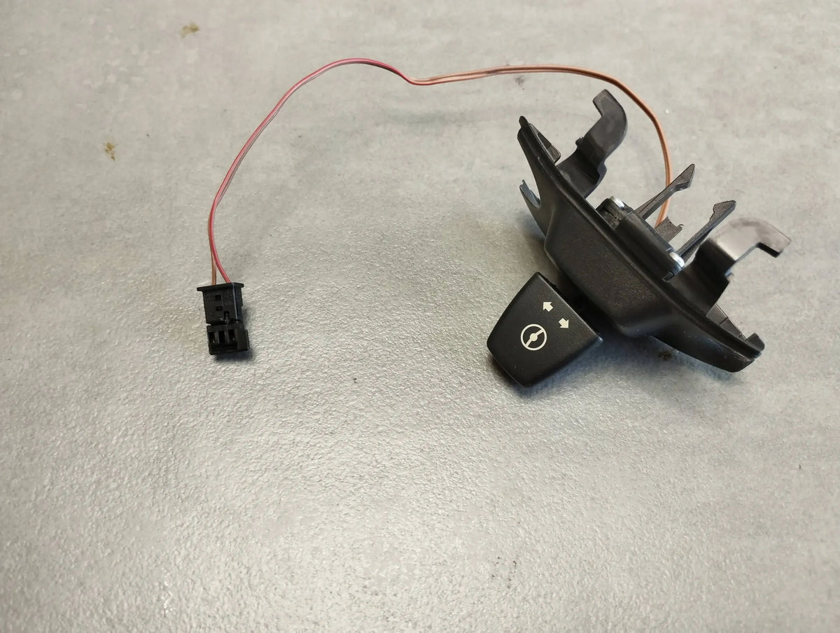 BMW X6 E71 STEERING WHEEL SWITCH 6966710