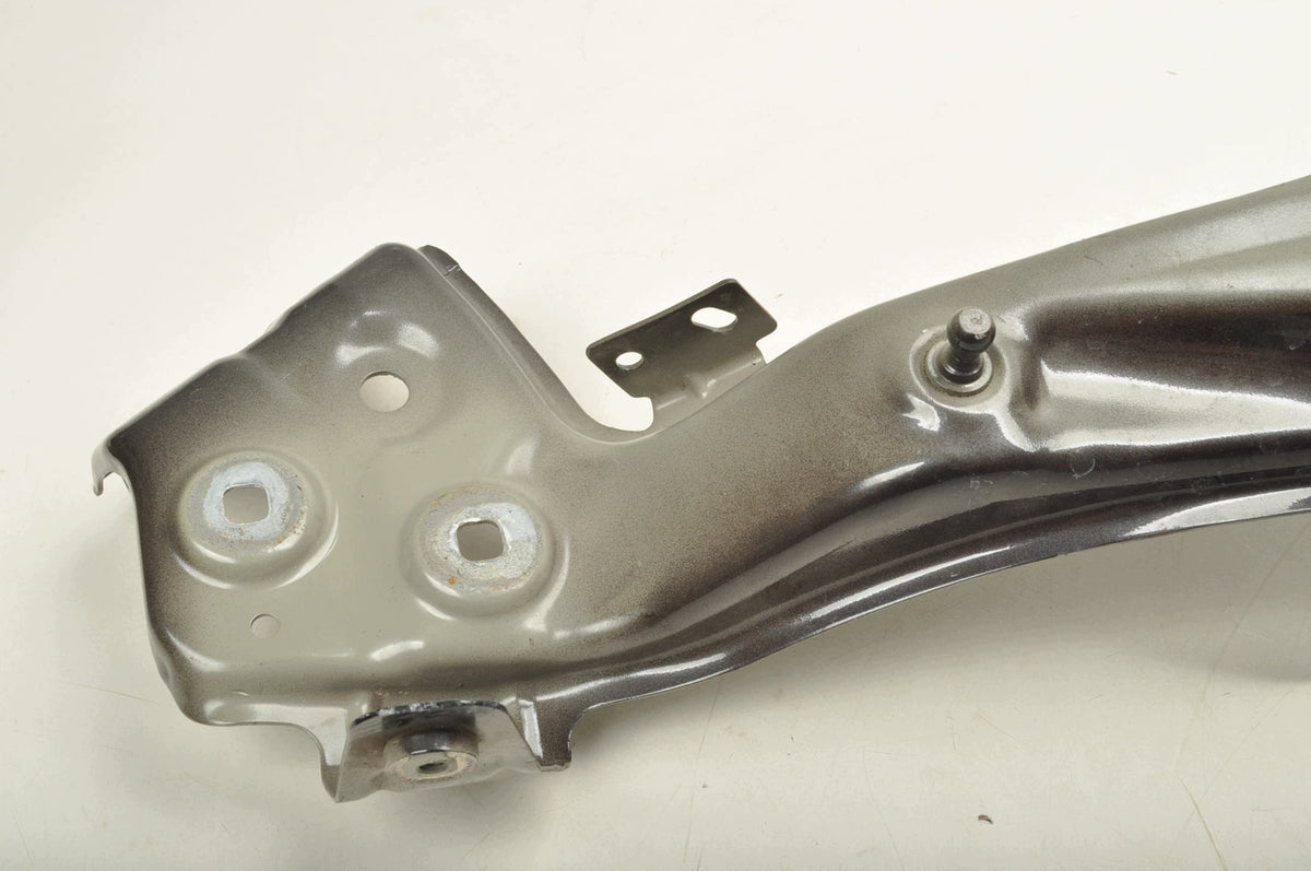 BMW iX I20 MOUNTING FENDER BRACKET LEFT 8737203