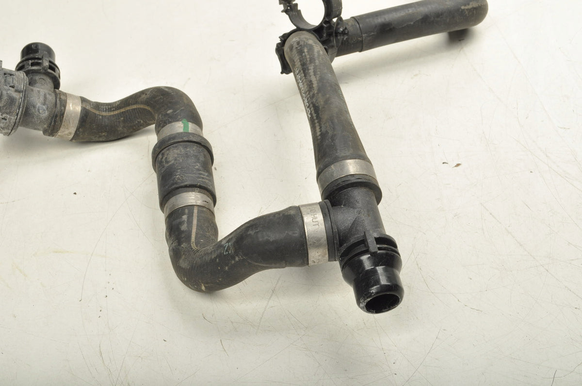 BMW iX I20 xDrive 40 PIPE WATER LINE 8475128