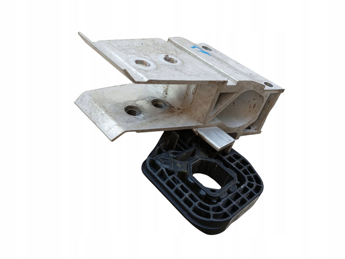 BRACKET MOUNTING RADIATOR RIGHT BMW G26 G20 G29 9895624