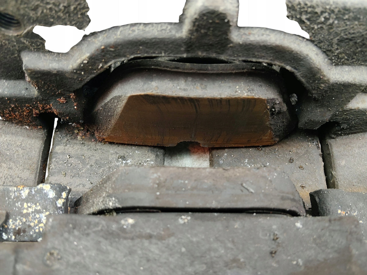 BRAKE CALIPER RIGHT FRONT BMW F11 F10 F12 3.0 D 204KM