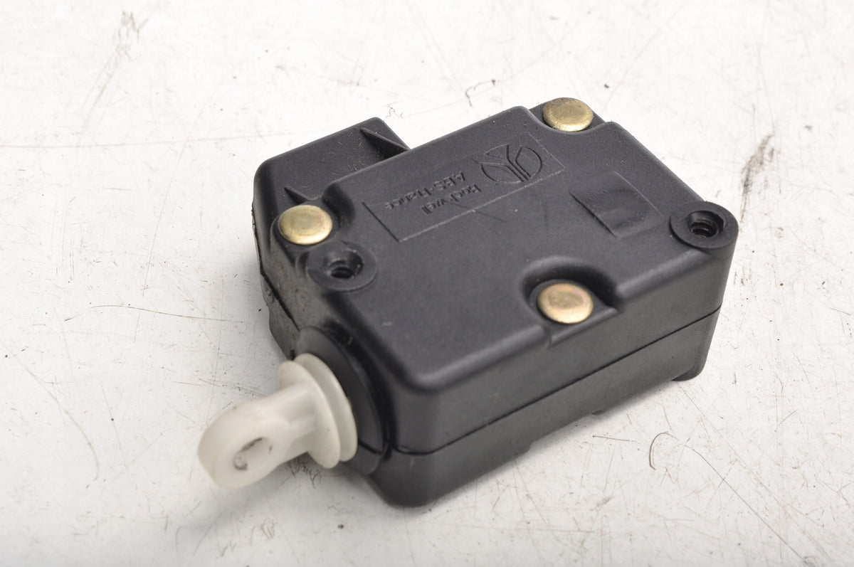 BRILLIANCE BS6 ACTUATOR FUEL FILLER FLAP LOCK
